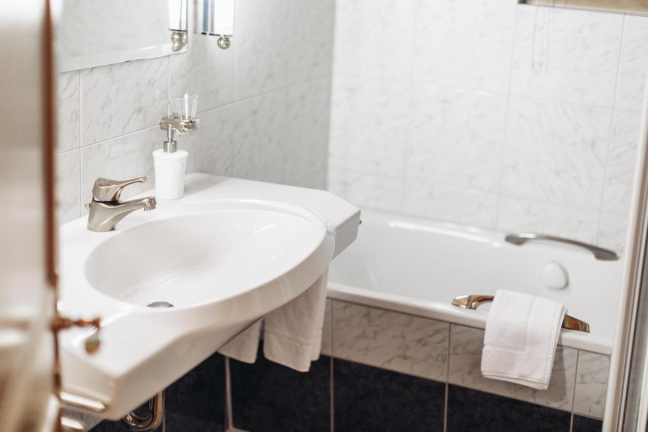 Hotel Spescha Лензерхайде Екстериор снимка